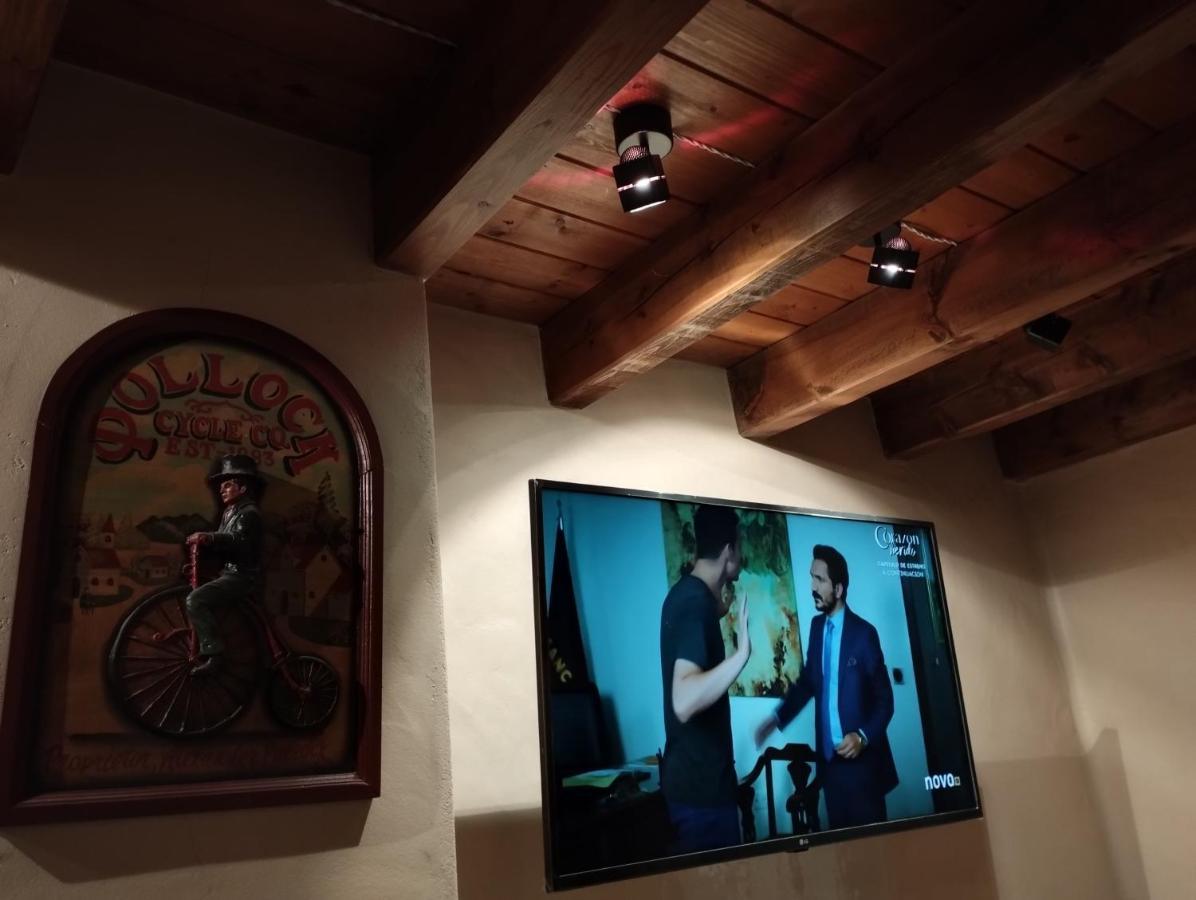 Esqui, Aigueestortes Y Boi-Tauell A Tus Pies En Ebrehogar Pla de l'Ermita Luaran gambar