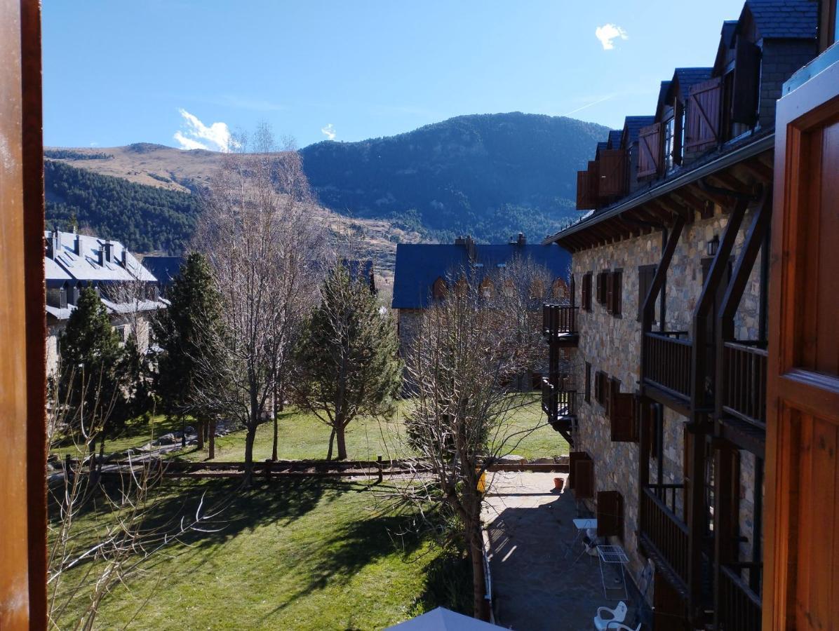 Esqui, Aigueestortes Y Boi-Tauell A Tus Pies En Ebrehogar Pla de l'Ermita Luaran gambar