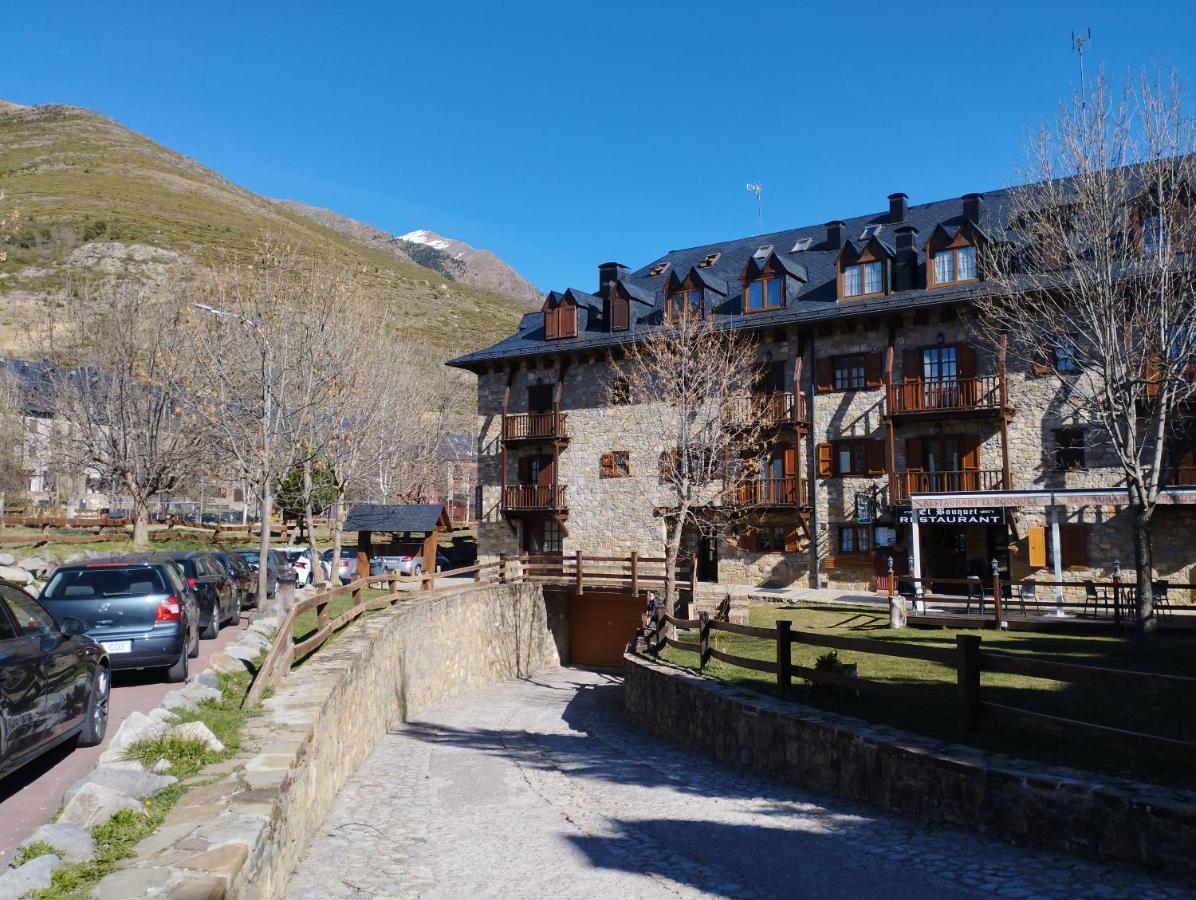 Esqui, Aigueestortes Y Boi-Tauell A Tus Pies En Ebrehogar Pla de l'Ermita Luaran gambar