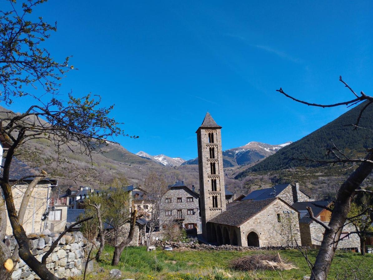 Esqui, Aigueestortes Y Boi-Tauell A Tus Pies En Ebrehogar Pla de l'Ermita Luaran gambar